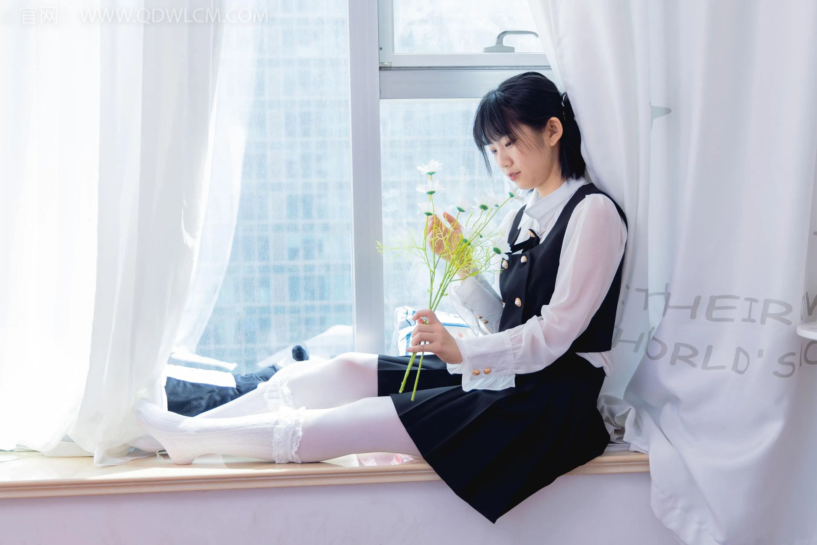 物恋传媒 NO.1555 暗月-蓝莓之恋 [155P]插图5